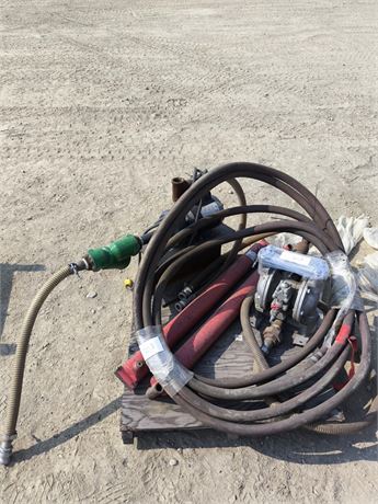 Lot 263 - Misc pumps and hoses