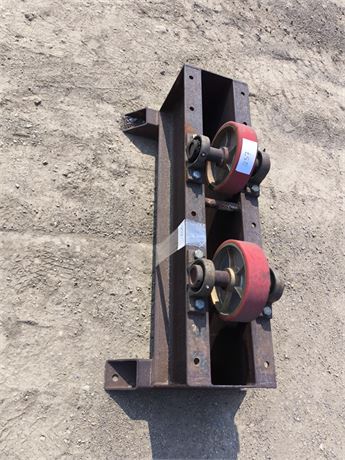 Lot 237 - Pipe rollers