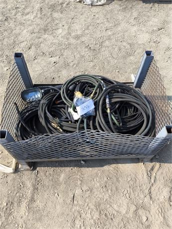 Lot 252 - Various hoses, electrical wire and welding hose