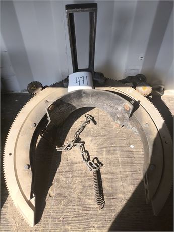 Lot - 471 Fabrication Shop