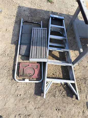 Lot - 300 Fabrication Shop