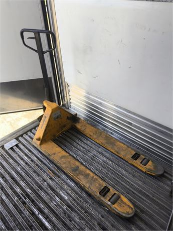 Lot - 457 Fabrication Shop