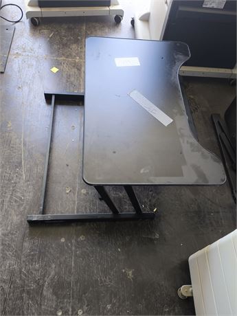 Lot - 379 Fabrication Shop