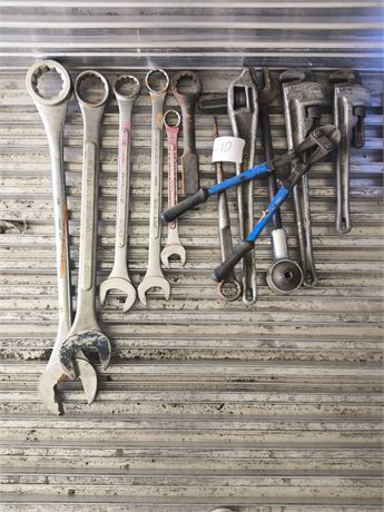 Lot - 420 Fabrication Shop