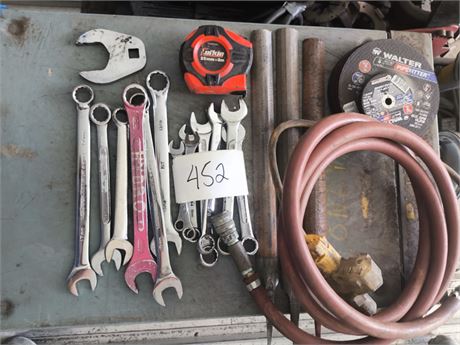 Lot - 452 Fabrication Shop