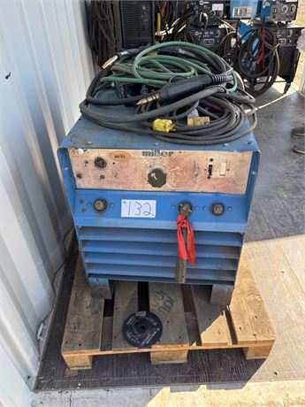 Lot - 132 Fabrication Shop