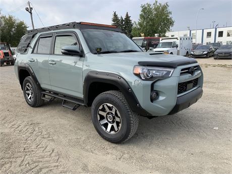 Lot 8152 - 2023 Toyota 4Runner SE