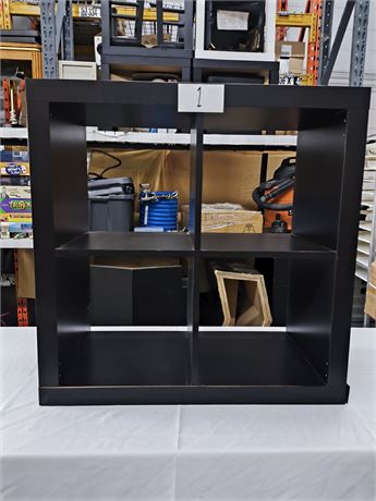 Lot 1 - Book Shelf