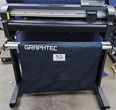 Lot B2 - Cutting Plotter