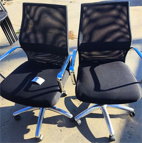 Lot 89 - Office Chairs