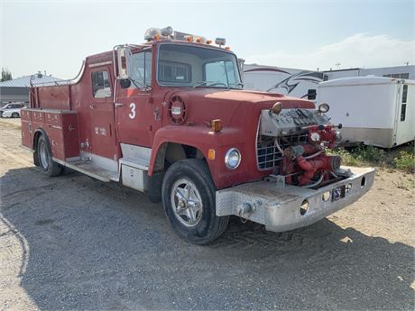 Lot 8151 - 1978 Ford C-900 Fire Truck