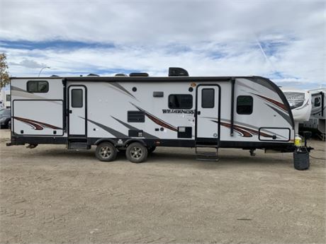 Lot 8178 - 2018 Heartand Wilderness 3250DS