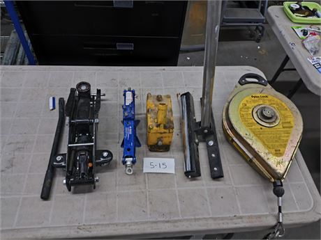 Lot 5-15 - Jacks and safetly lanyard