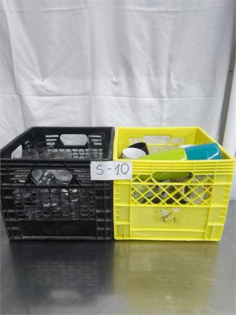 S10 - Various Kitchen Accessories