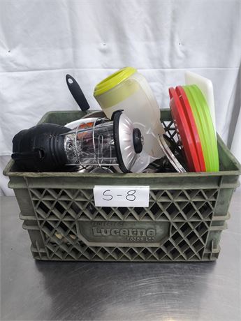 S8 - Various Kitchen Accessories