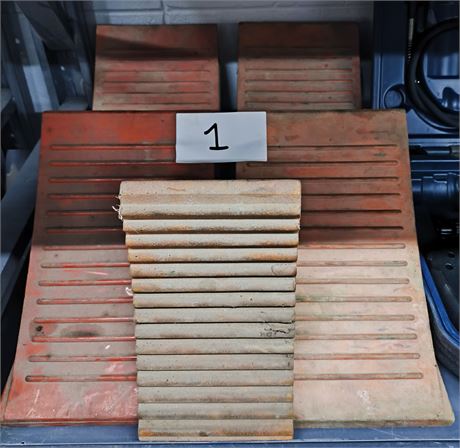 Lot 1 - Wheel Chocks