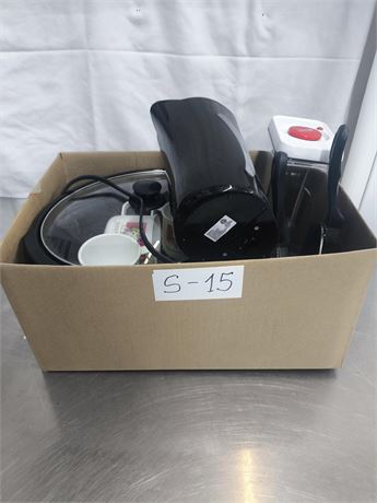 S15 - Various Kitchen Accessories