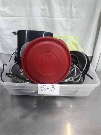 S3 - Various Kitchen Accessories