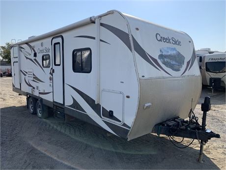 Lot 8153 - 2013 Outdoors Creekside 26BKS