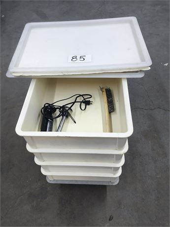 Lot 85 - Dough Proofer Container with Wire Brush, Cusinart Mixer