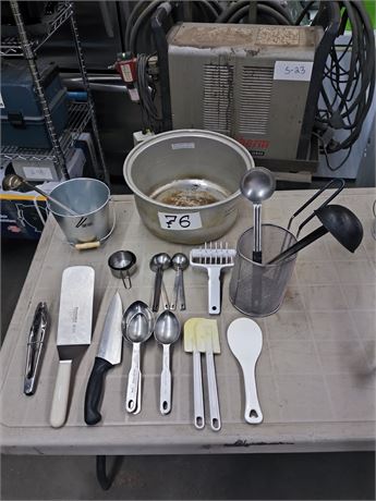 Lot 76 - Various Cooking Utensils