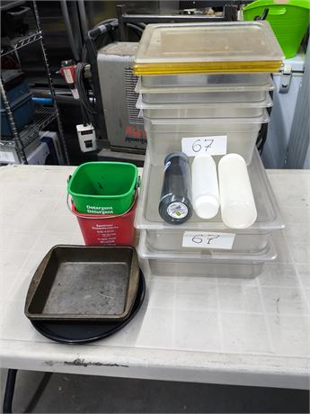 Lot 67 - Kitchen Accessories