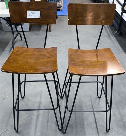 Lot 104 - Wood Stool