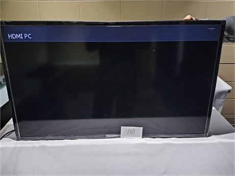 Lot 110 - Samsung Display Unit