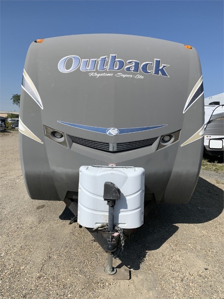 Prairie Auction Services Online Auction - Lot 8142 - 2012 Keystone ...