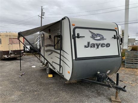 Lot 8198 - 2015 Jayco Jayfeather Ultra Lite 16XRB