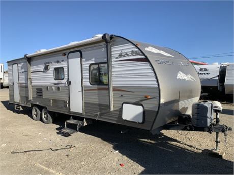 Lot 8186 - 2014 Forest River Grey Wolf 26DBH