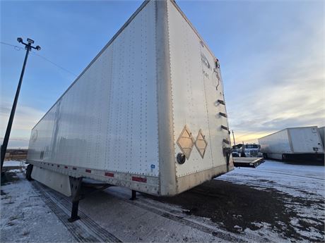 Lot 8211 - 2020 Utility T/A Dry Van