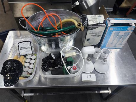 Lot 17 - Various Items