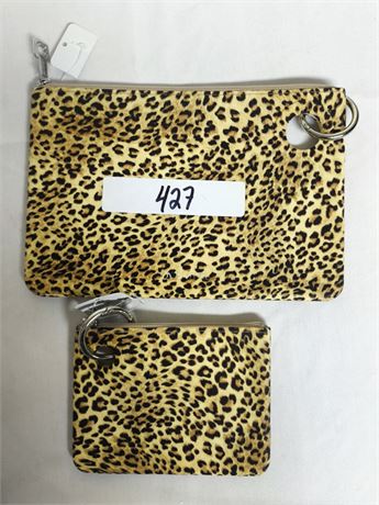 Lot 427 - Oventure Silicone Pouches