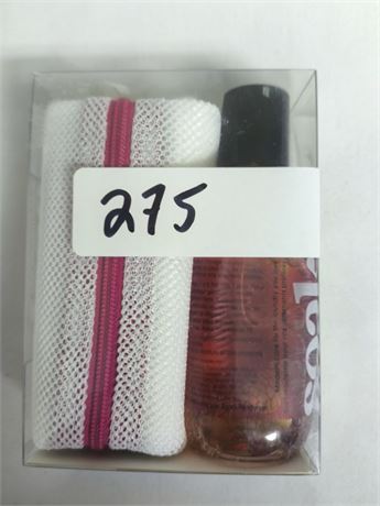 Lot 275 - Laundry Kit