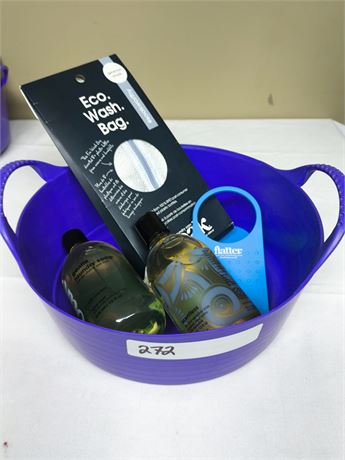 Lot 272 - Laundry Kit