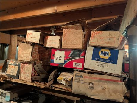 Lot 233 - Various Brake Pads, Shoes, Calipers
