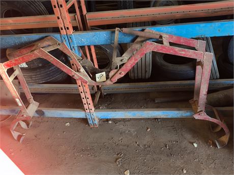 Lot 367 - Haltec Valve Finishing Tooling