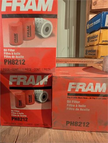 Lot 126-Fram Oil Filters