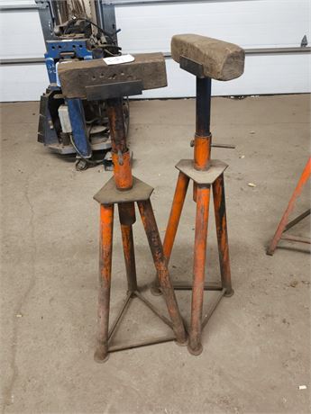 Lot 450- Jack Stands