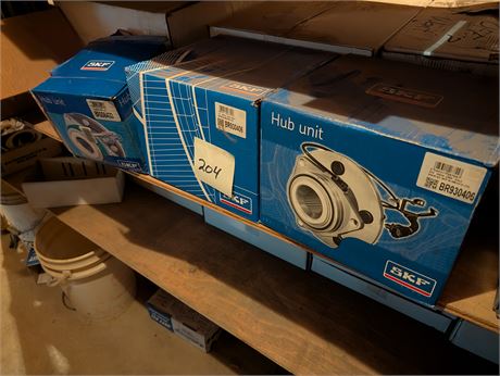 Lot 204 - SKF Hub Units