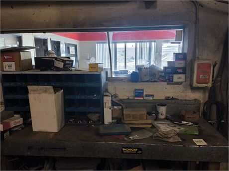 Lot 454-Work Bench