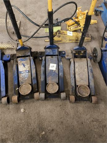 Lot 419- Floor Jack