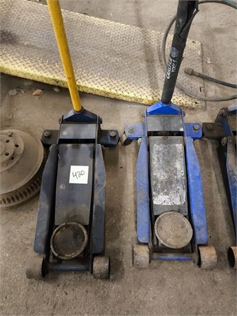 Lot 420- Floor Jack
