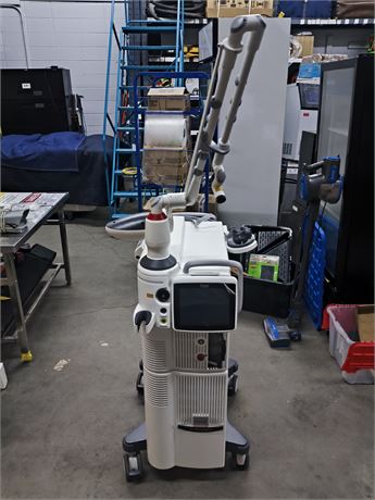 Lot 3 - Fotona Lasers SP Dynamis