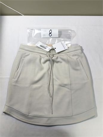 Lot 8 - Recreation Nadia Skirt, Size Small