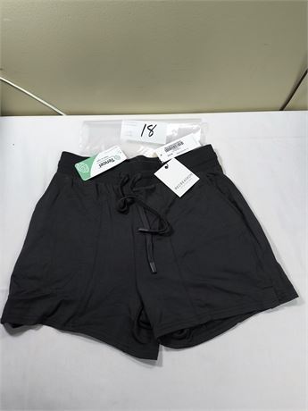 Lot 18 - Recreation Ayla Short, Size Small