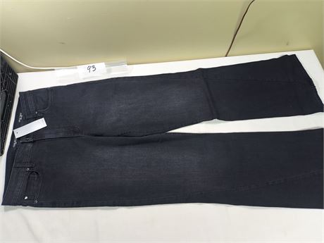 Lot 93 - Fidelity Denim Lotus Twist High Wide, Size 29