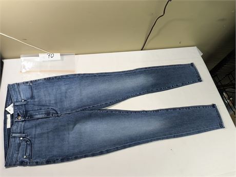 Lot 70 - Fidelity Denim Gwen High Rise Skinny, Size 27