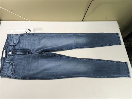 Lot 63 - Fidelity Denim Gwen High Rise Skinny, Size 26